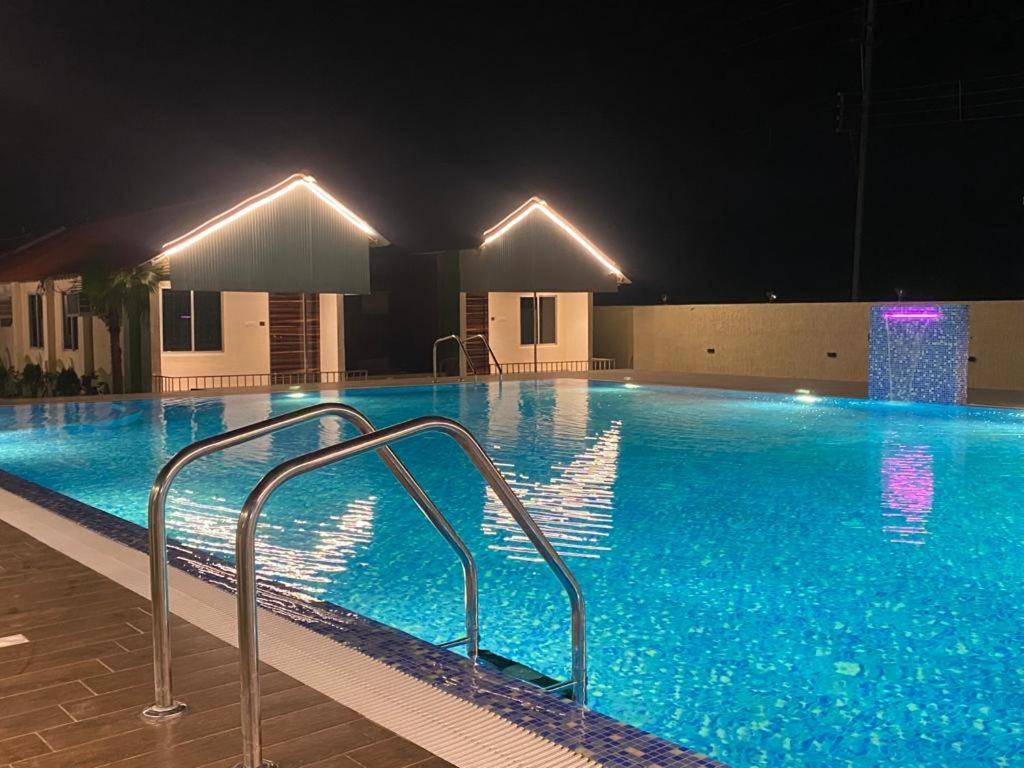 New Mouchak Hotel & Resorts Tajpur Ngoại thất bức ảnh
