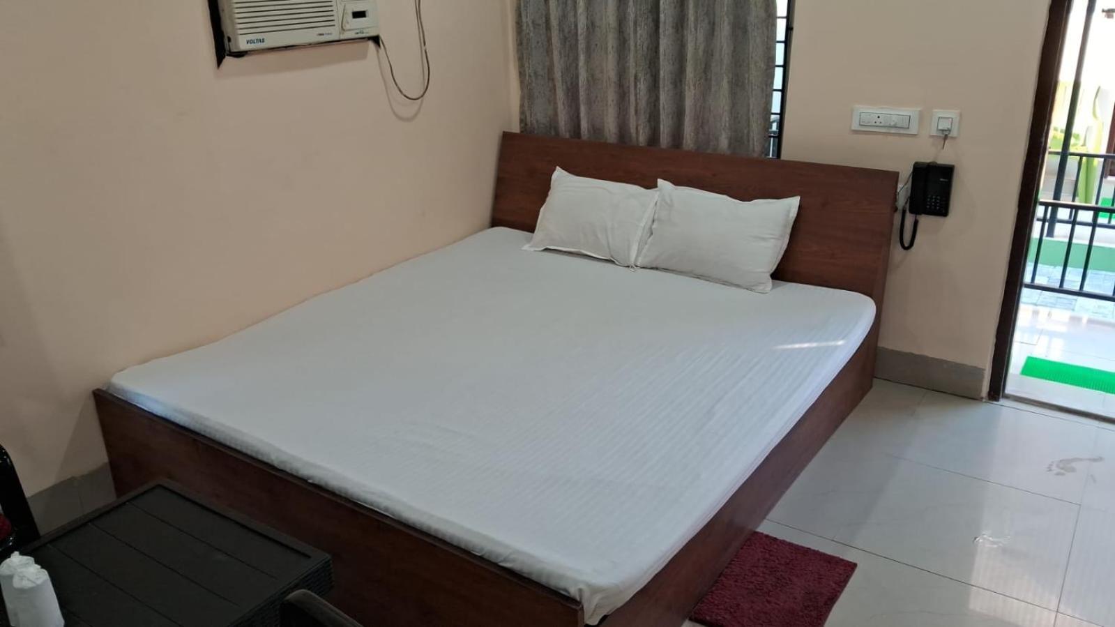 New Mouchak Hotel & Resorts Tajpur Ngoại thất bức ảnh