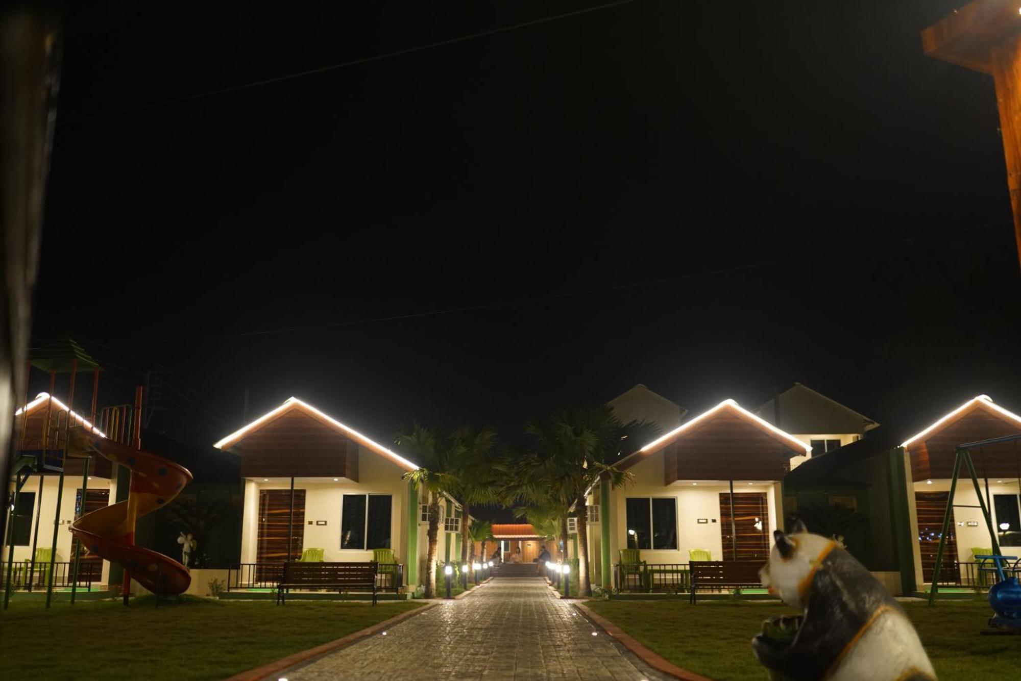 New Mouchak Hotel & Resorts Tajpur Ngoại thất bức ảnh